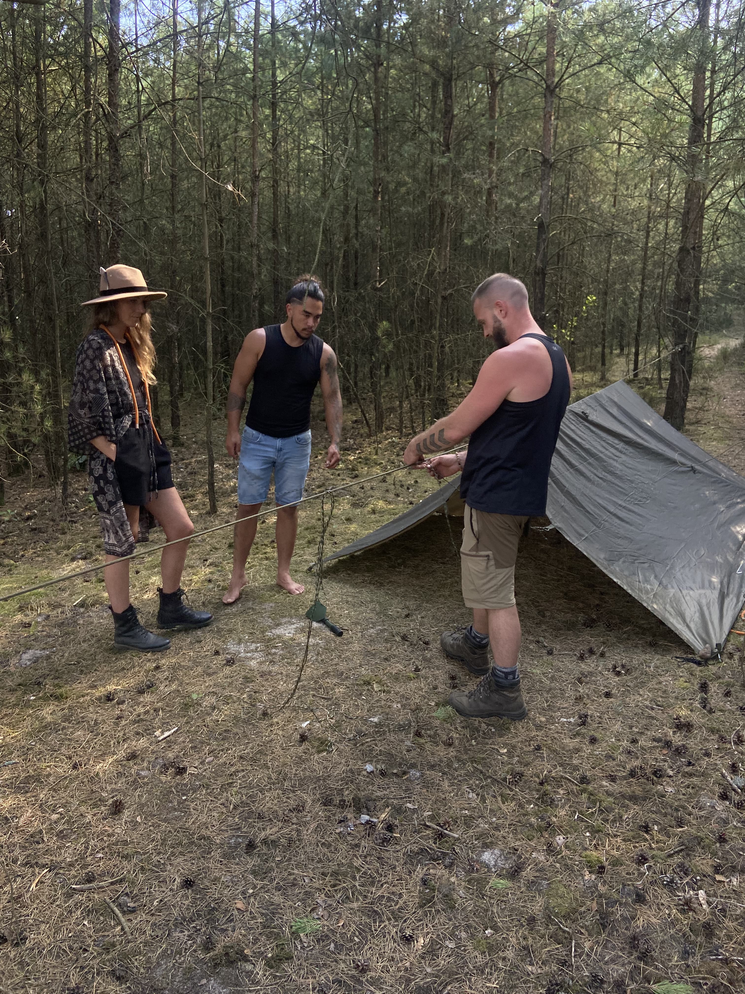 Reconnect Outdoors — Hikes, Survival Trails & Bushcraft Courses — photo 6